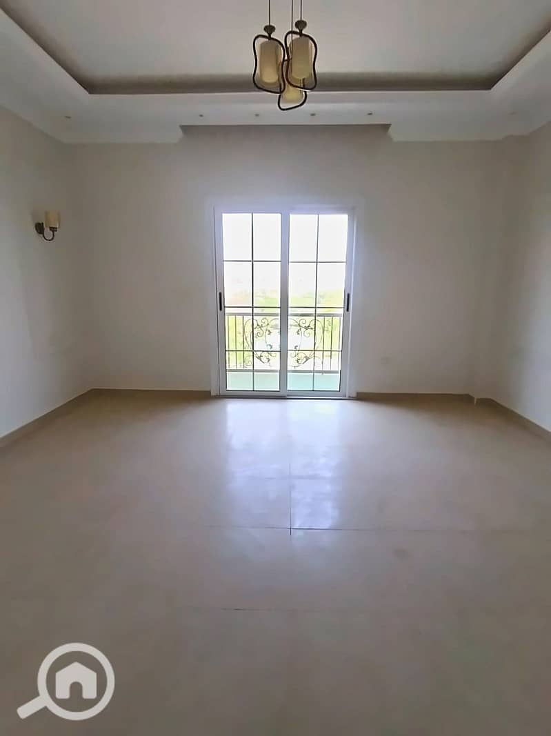 13 16_Bedroom_Window. jpg