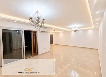 5 Bedroom Villa for Sale in Sheikh Zayed, Giza - 791015269_122122299723167005_2305739526932336068_n. jpg
