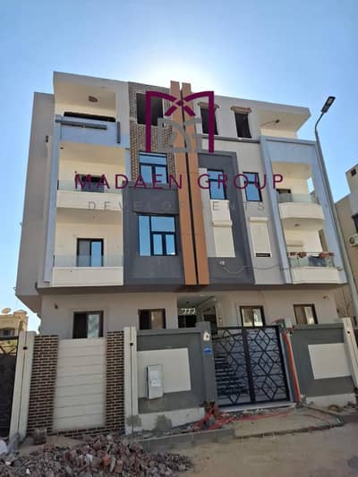 3 Bedroom Flat for Sale in 6th of October, Giza - c21a5075-c4cd-4611-9b8a-90c65ee68afa. jpg 3 Bedroom Flat for Sale in 6th of October, Giza - c21a5075-c4cd-4611-9b8a-90c65ee68afa. jpg