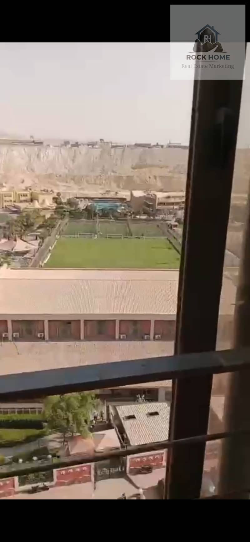 2 1000392873. jpg