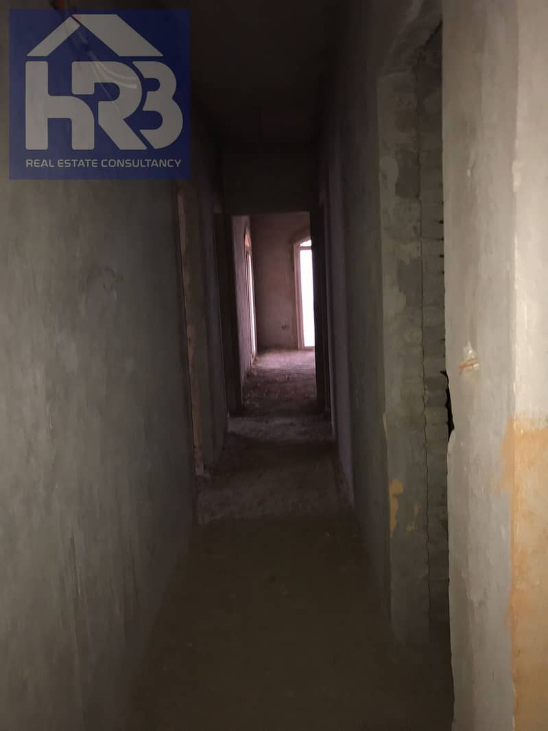 5 105680. jpg