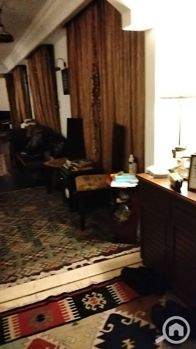 12 1000118977. jpg