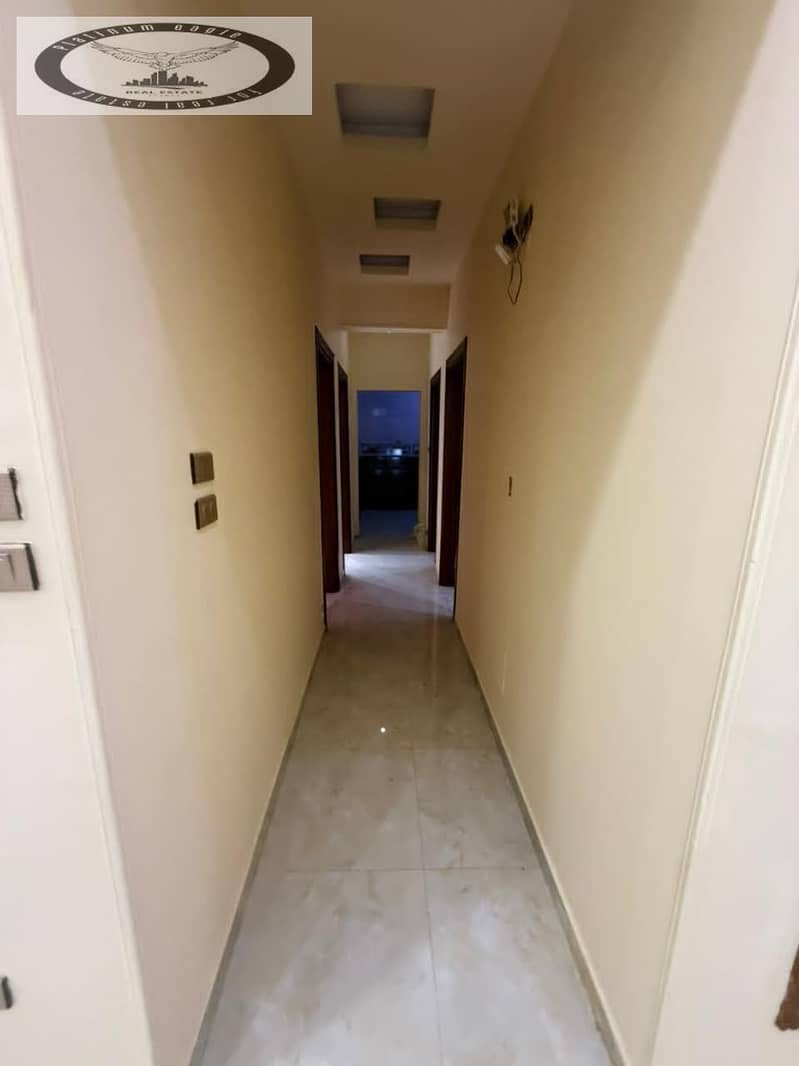 5 32eda54d-3e4b-42a5-81f8-388076adc569. jpg