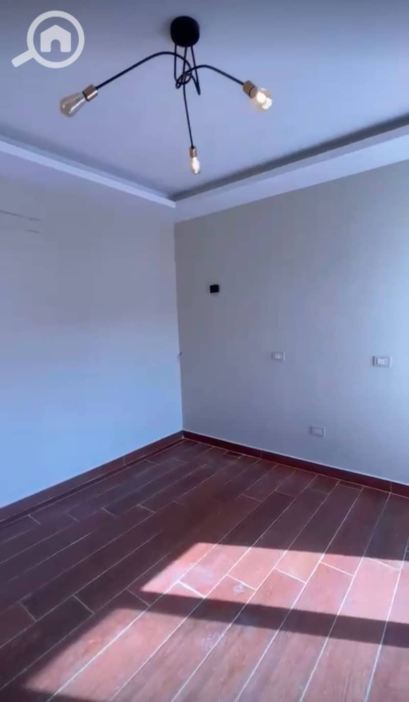 6 102378. jpg
