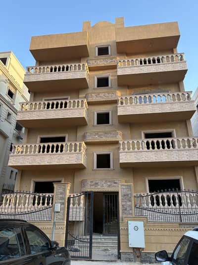 3 Bedroom Flat for Sale in New Cairo, Cairo - شقة للبيع بالتجمع الاول المستثمرين الشمالية - 1th Settlements -من مالك