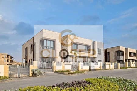 5 Bedroom Villa for Sale in New Cairo, Cairo - 670383069_1356765969831396_6869304972361954351_n. jpg