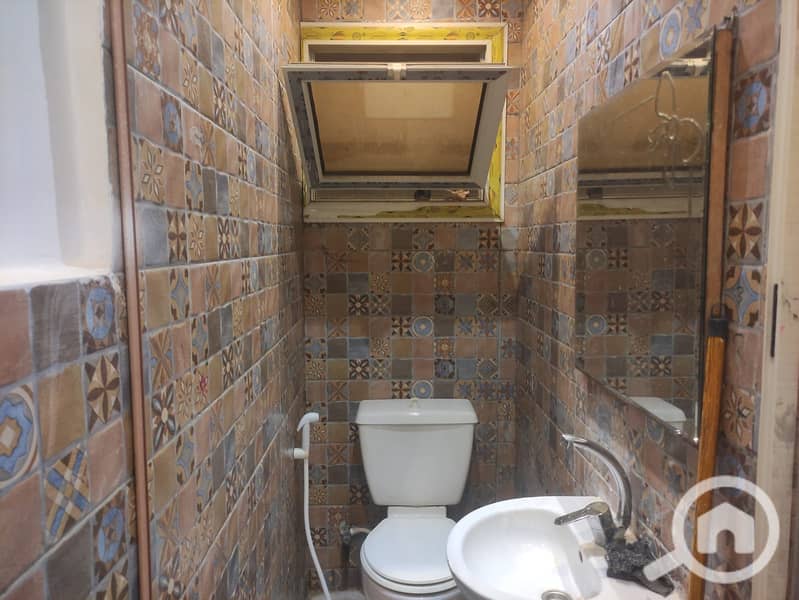 3 57472. jpg