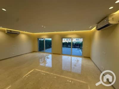 3 Bedroom Townhouse for Rent in Sheikh Zayed, Giza - 3a2ed6aa-6d9b-409c-b9c1-718b674f77c6. jpg 3 Bedroom Townhouse for Rent in Sheikh Zayed, Giza - 3a2ed6aa-6d9b-409c-b9c1-718b674f77c6. jpg