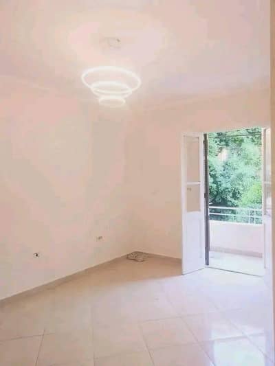 2 Bedroom Flat for Rent in Heliopolis, Cairo - من المالك شقه مجدده بالكامل دور أول فى قلب الكوربه مصر الجديده