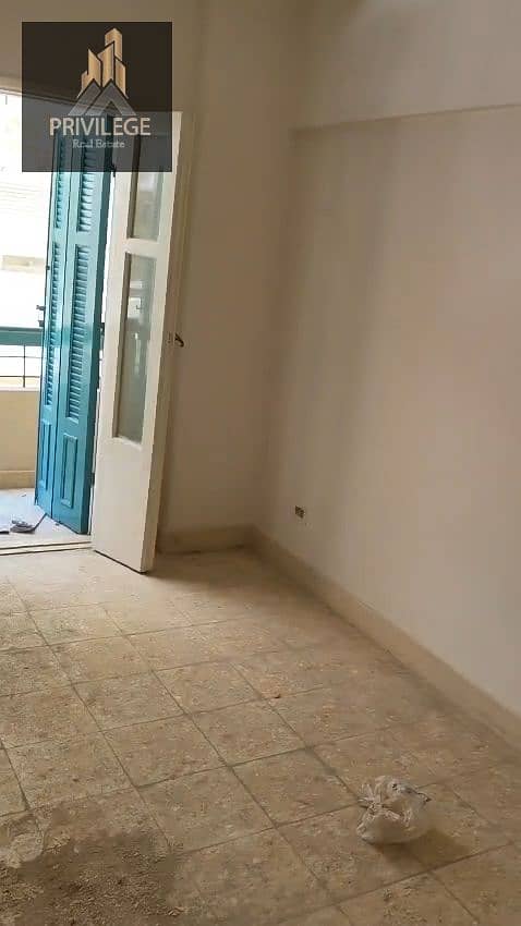 9 1001098768. jpg