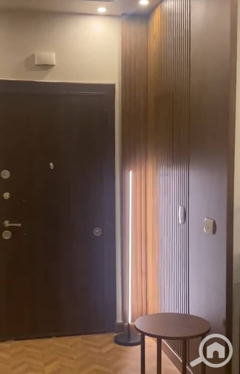 9 1000292199. jpg