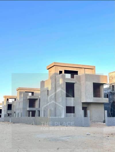 5 Bedroom Villa for Sale in Sheikh Zayed, Giza - 670739107_1512442537070879_711247312753484814_n. jpg