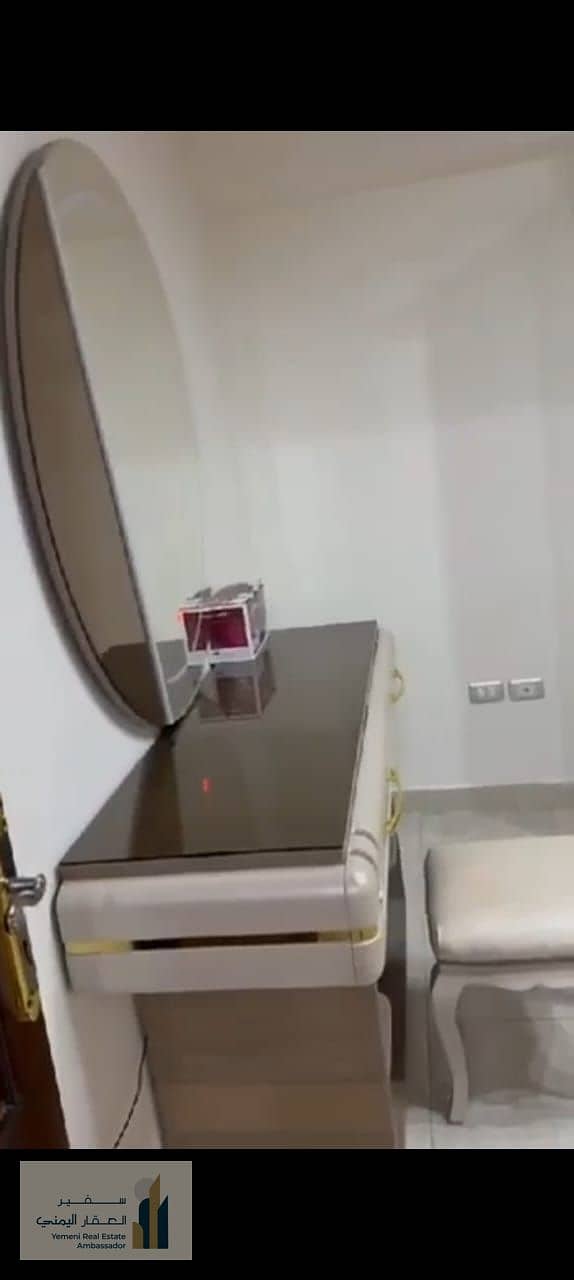 15 4f1d3e2c-606f-4dfd-869e-48925a1421d4. jpg