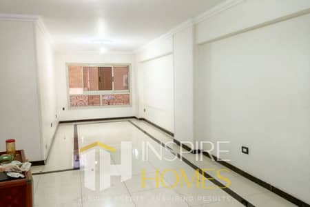 شقة 2 غرفة نوم للايجار في سموحة، الإسكندرية - 1. jpg