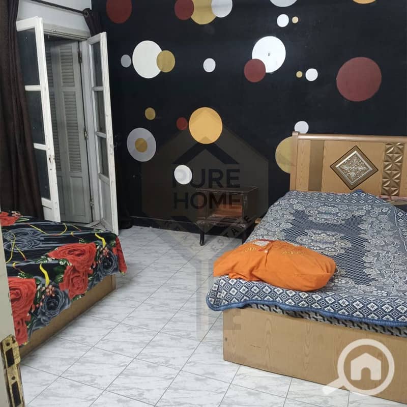3 2. jpg