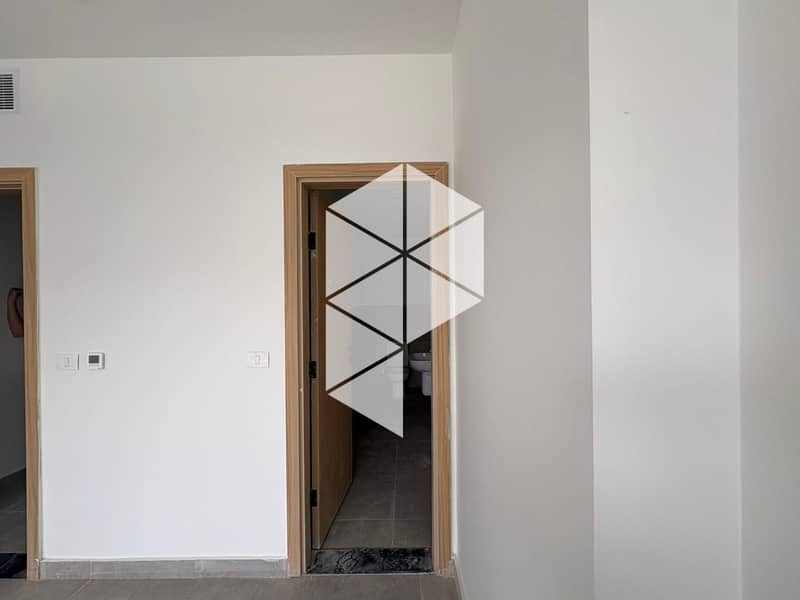 5 58412dd9-189b-4241-827b-d60a4c0d78db. jpg
