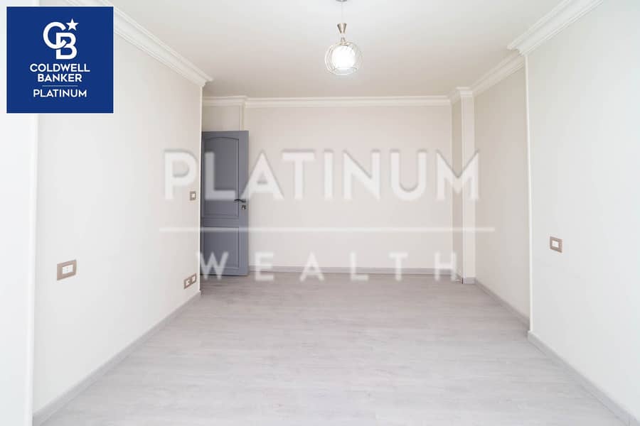 12 BAV09832. jpg