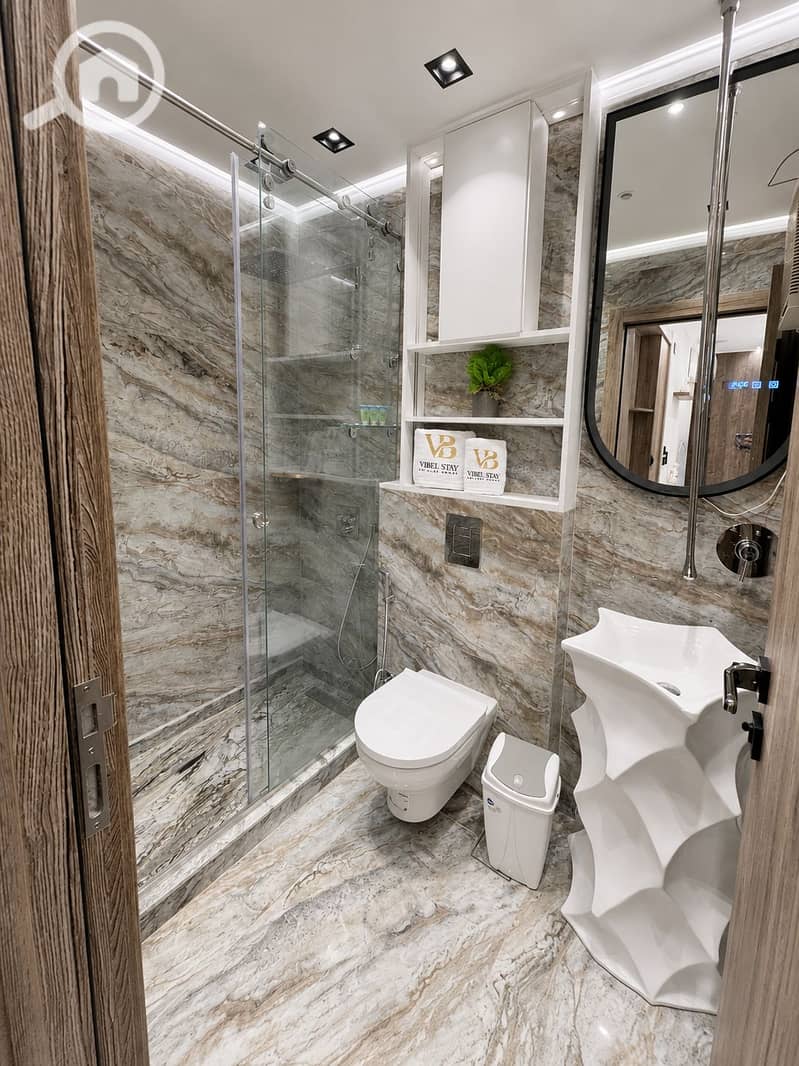 7 El mohandseen master bathroom . PNG