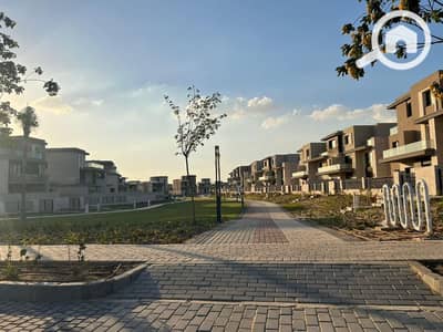 5 Bedroom Townhouse for Sale in Sheikh Zayed, Giza - WhatsApp Image 2026-09-03 at 3.42. 13 PM (6). jpeg 5 Bedroom Townhouse for Sale in Sheikh Zayed, Giza - WhatsApp Image 2026-09-03 at 3.42. 13 PM (6). jpeg