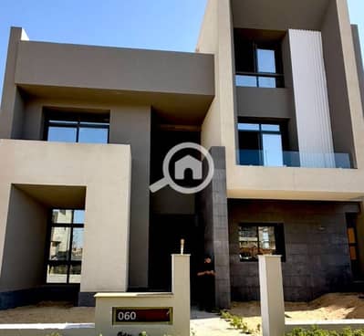 3 Bedroom Townhouse for Sale in New Cairo, Cairo - WhatsApp Image 2026-01-31 at 12.52. 33 PM (1). jpeg 3 Bedroom Townhouse for Sale in New Cairo, Cairo - WhatsApp Image 2026-01-31 at 12.52. 33 PM (1). jpeg