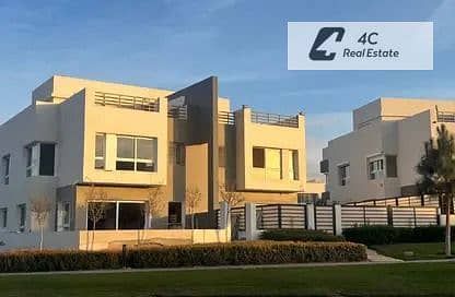 4 Bedroom Townhouse for Sale in New Cairo, Cairo - WhatsApp Image 2026-08-19 at 6.01. 31 PM. jpeg 4 Bedroom Townhouse for Sale in New Cairo, Cairo - WhatsApp Image 2026-08-19 at 6.01. 31 PM. jpeg