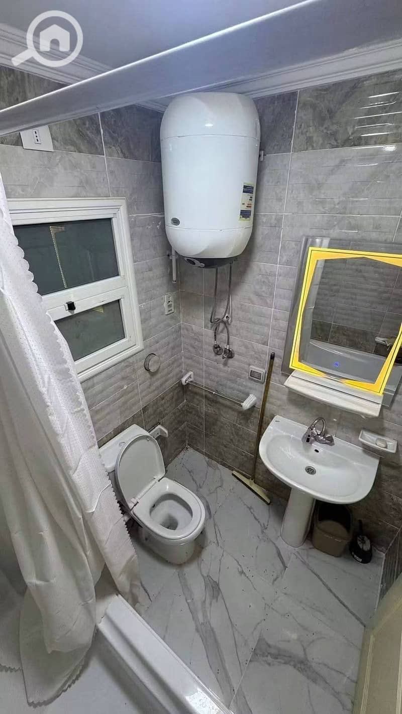 15 da8ff750-0010-42c1-ab99-5bd28e7a50fe. jpg