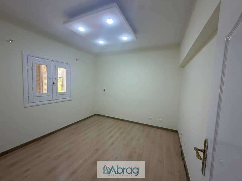 8 834c18f2-3aa8-4cbd-87fc-484eabe1a4fe. jpg