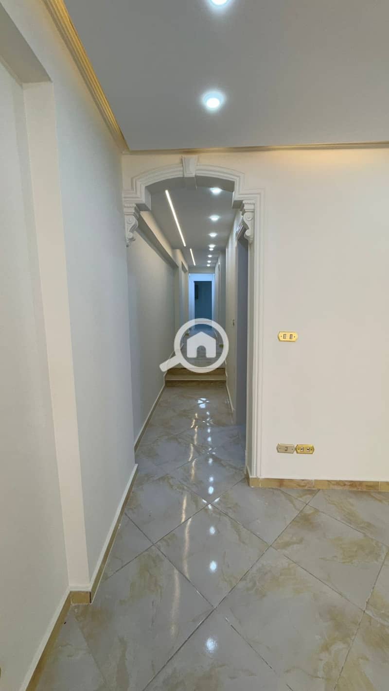 11 1000372993. jpg
