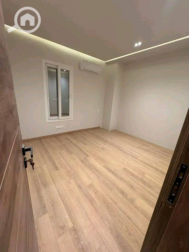 3 1000379460. jpg