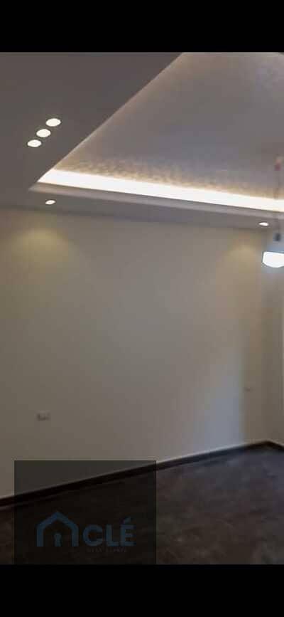 7 WhatsApp Image 2026-09-09 at 20.16. 49 (2). jpeg