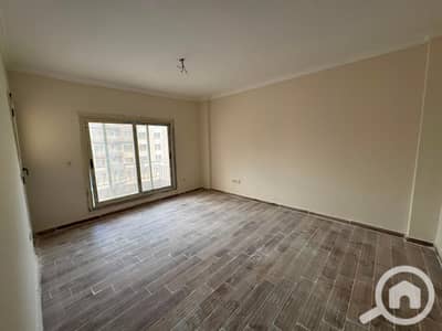 شقة 3 غرف نوم للايجار في مدينة الشروق، القاهرة - IMG-20260722-WA0281. jpg