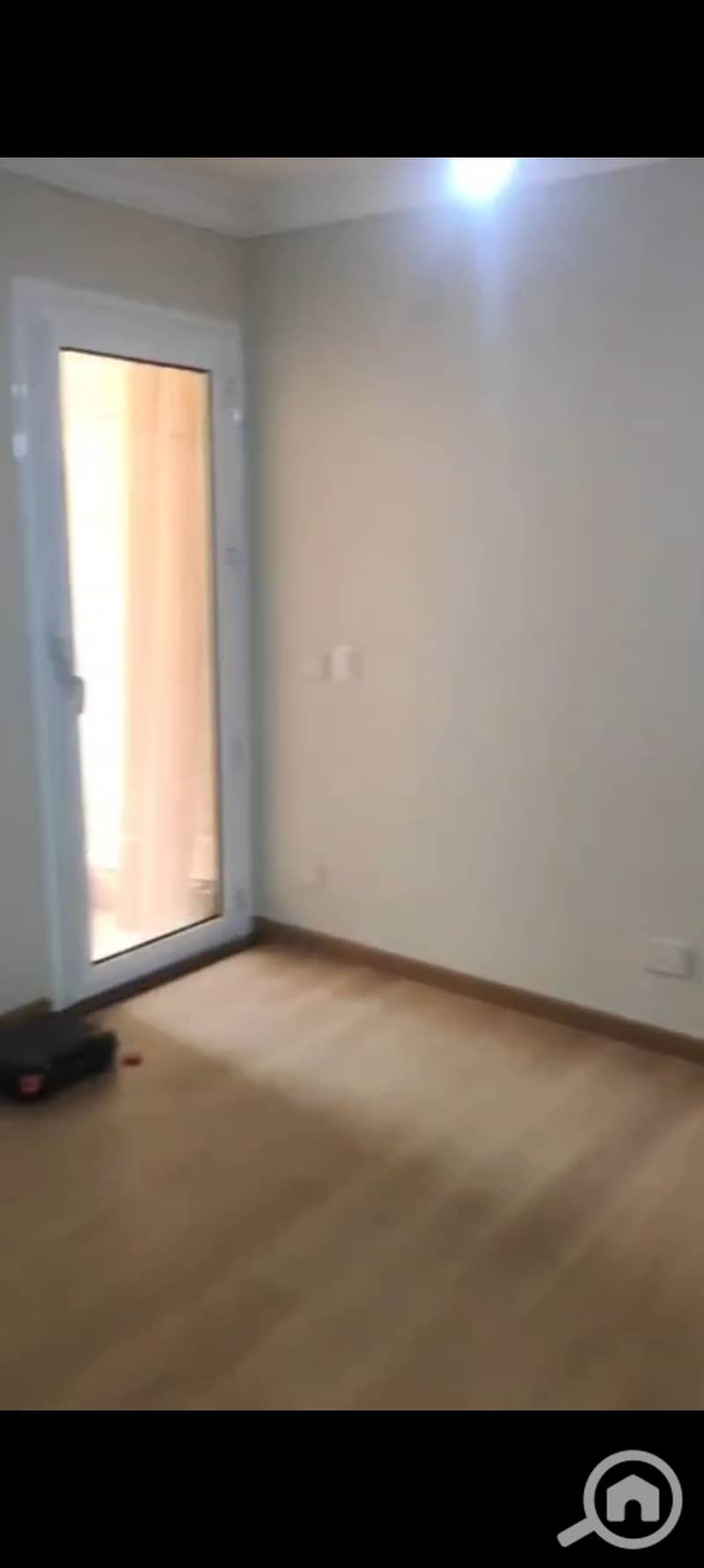 2 1000373496. jpg