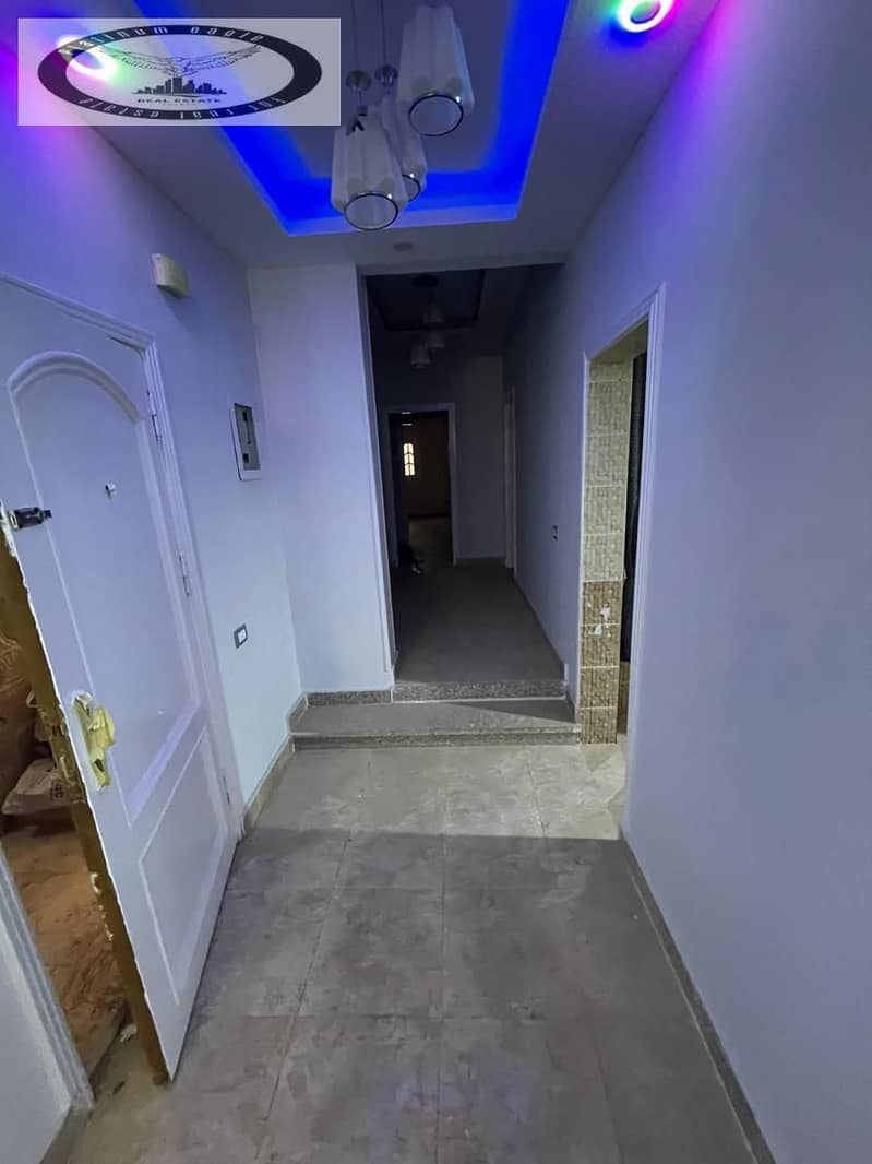 3 d264c431-5876-4404-825b-18412ad2c057. jpg