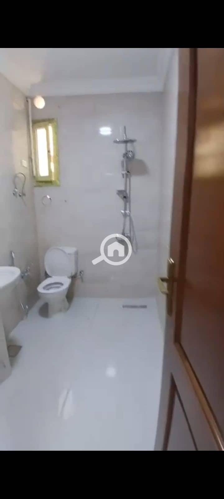 11 1000091177. jpg