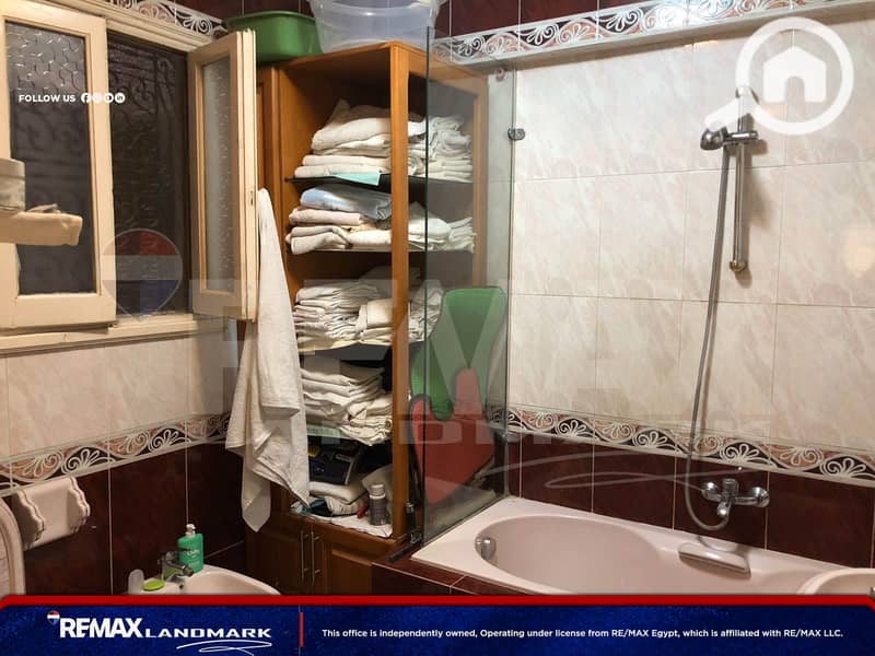 8 11. jpg