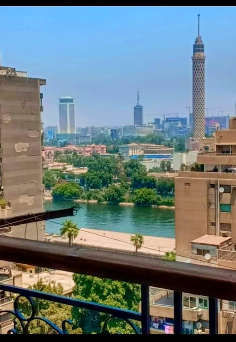 ميدان فيني أمام شيراتون القاهرة ميدان فيني أمام شيراتون القاهرة