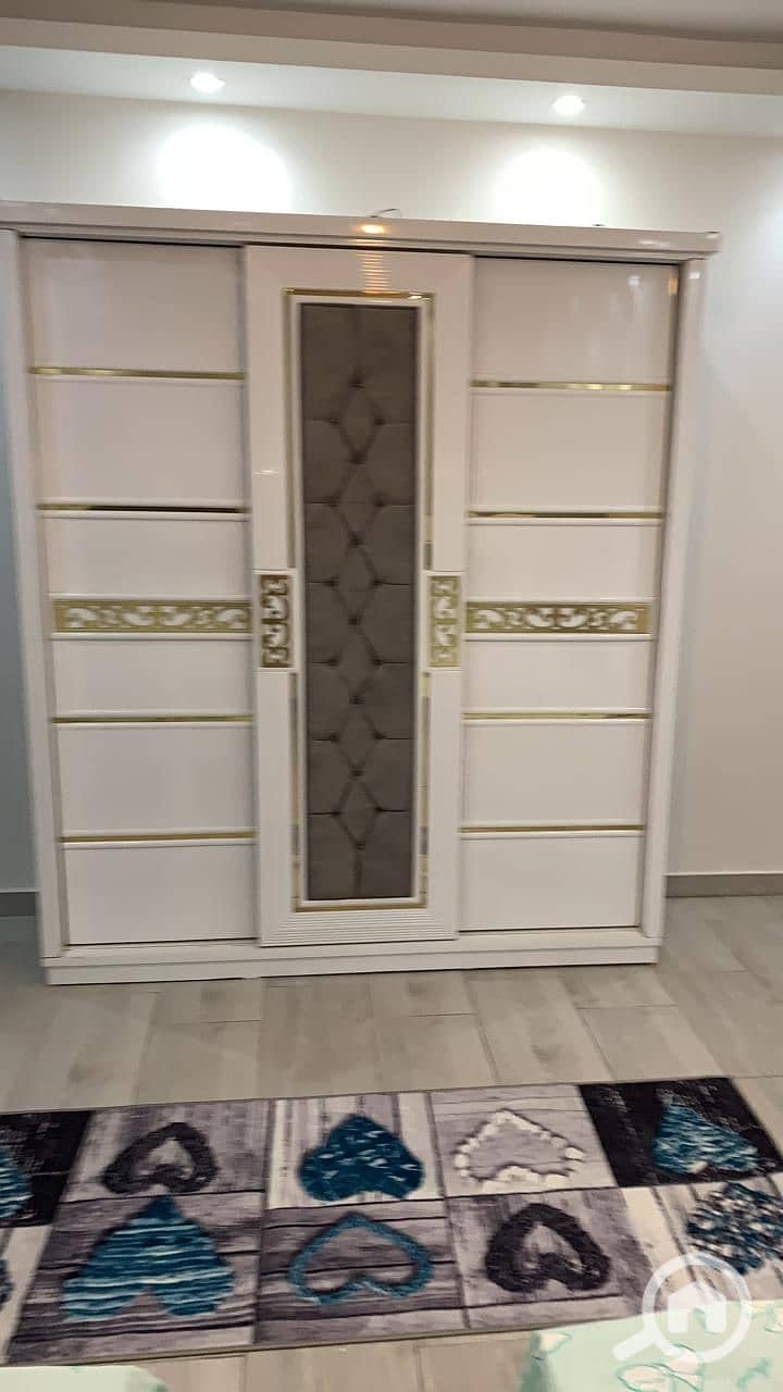 9 1000419302. jpg