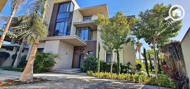 4 Bedroom Villa for Sale in Sheikh Zayed, Giza - 568403939_1509486396948179_3652518338261625106_n. jpg 4 Bedroom Villa for Sale in Sheikh Zayed, Giza - 568403939_1509486396948179_3652518338261625106_n. jpg
