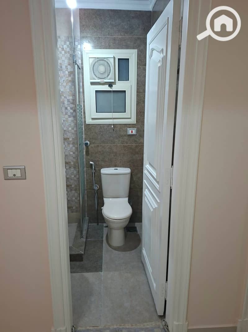 9 1000733165. jpg