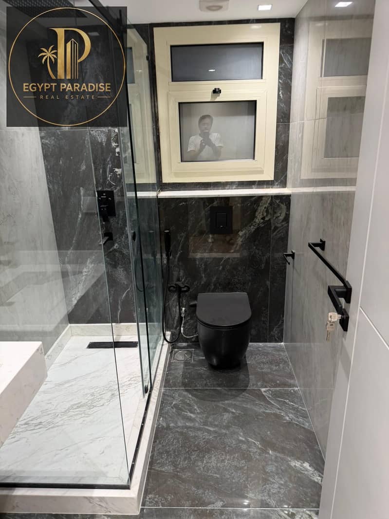 6 56cda628-16d5-4a36-a0fb-f2f4e78040f2. jpg