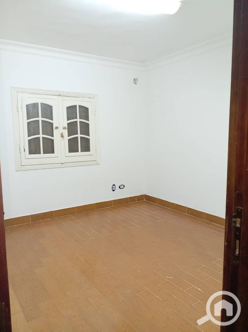 8 1000433092. jpg