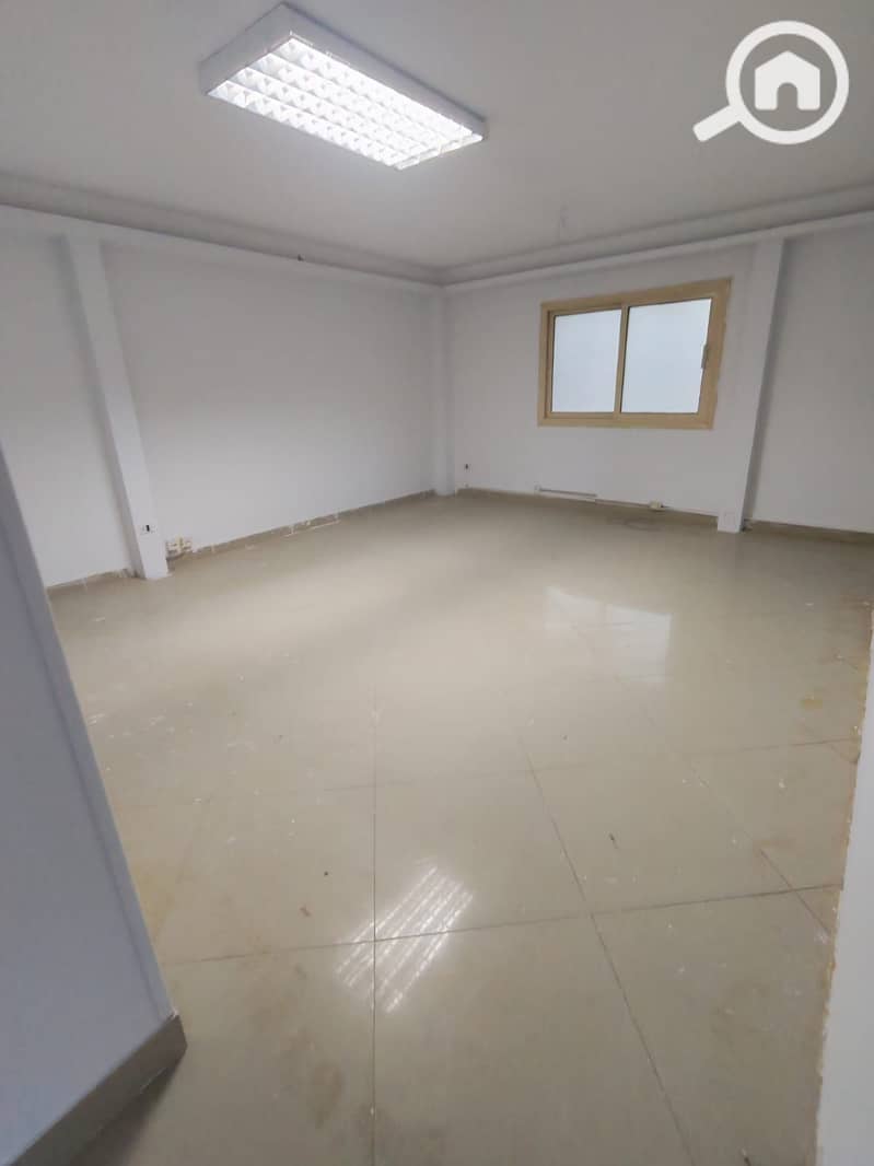 4 906168. jpg