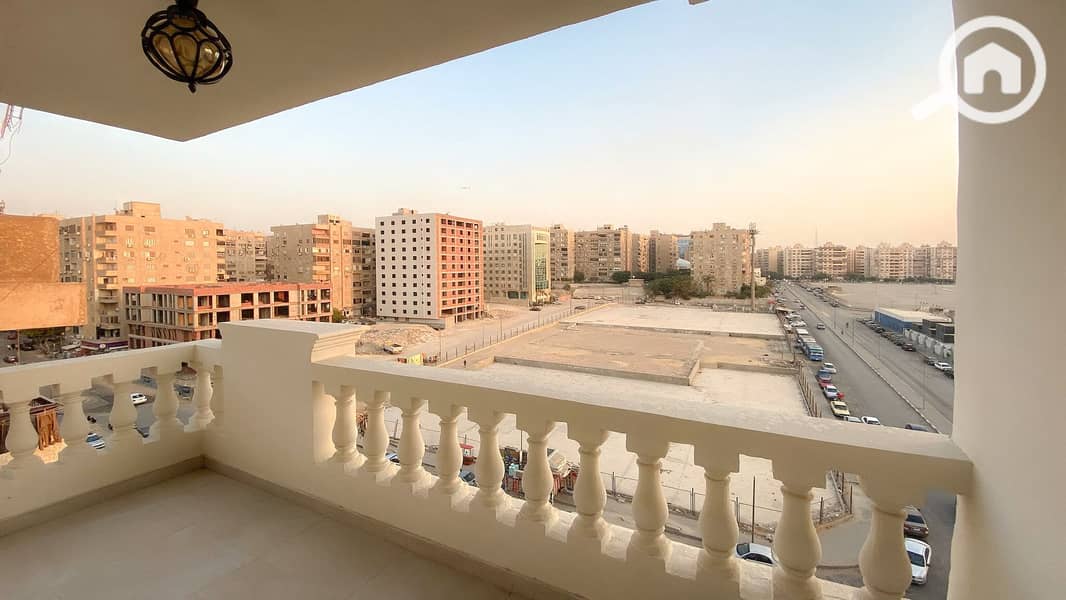 29 Balcony1. png