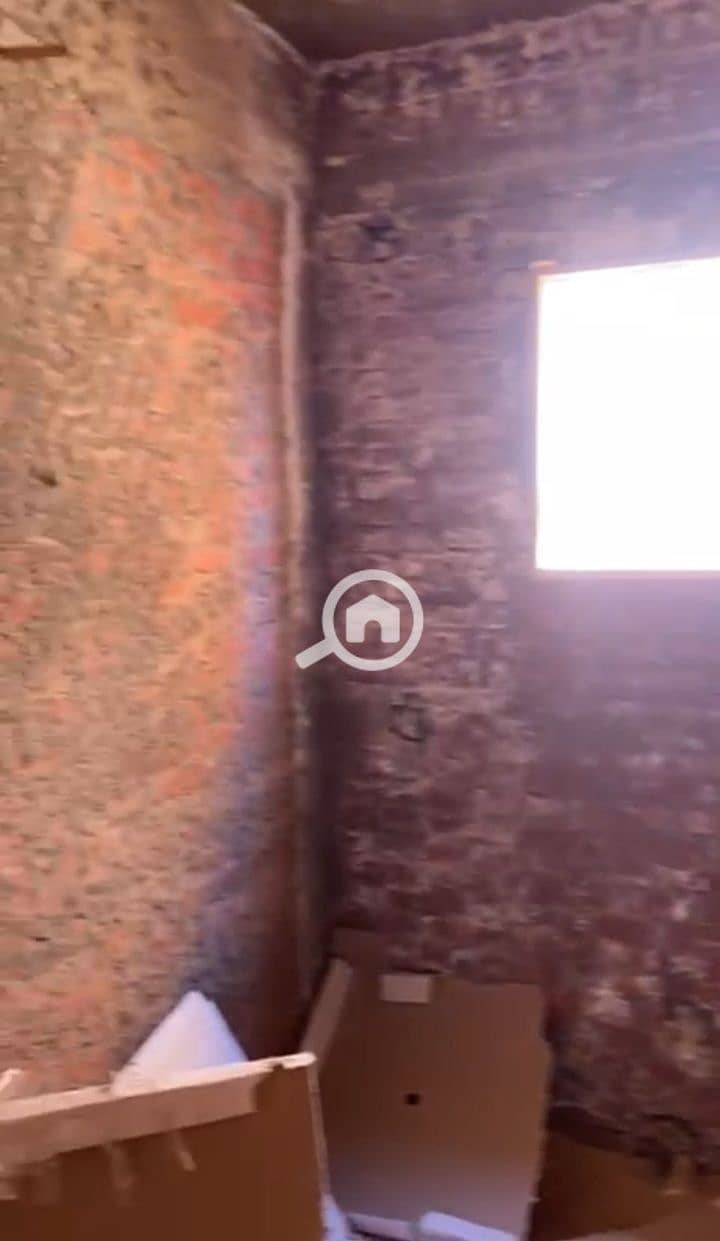 9 photo_5845812989850750752_y. jpg