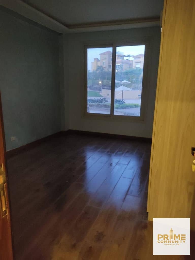 2 3d852b2b-928e-43ab-b422-2ed00d95e996. jpg