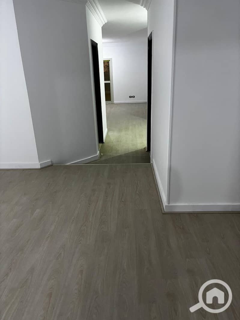 2 1000419415. jpg