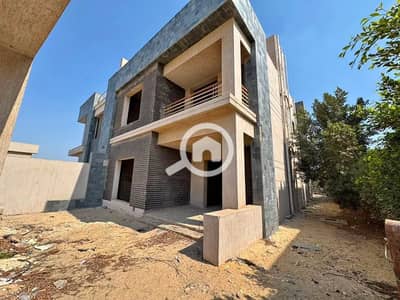 فیلا 5 غرف نوم للبيع في الشيخ زايد، الجيزة - 721368884_1321499166170478_8150430056366386545_n. jpg فیلا 5 غرف نوم للبيع في الشيخ زايد، الجيزة - 721368884_1321499166170478_8150430056366386545_n. jpg