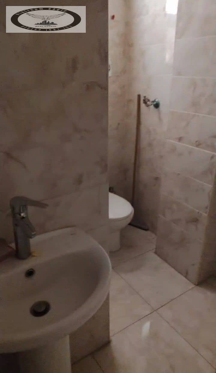 11 fddffe6f-42d8-4a4d-9baf-1d5503f87d11. jpg
