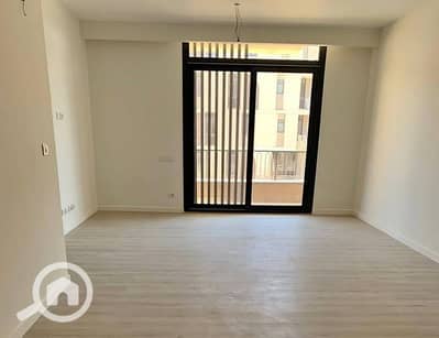 3 Bedroom Flat for Sale in Sheikh Zayed, Giza - 695627388_1346953540645978_653644787317236251_n. jpg 3 Bedroom Flat for Sale in Sheikh Zayed, Giza - 695627388_1346953540645978_653644787317236251_n. jpg