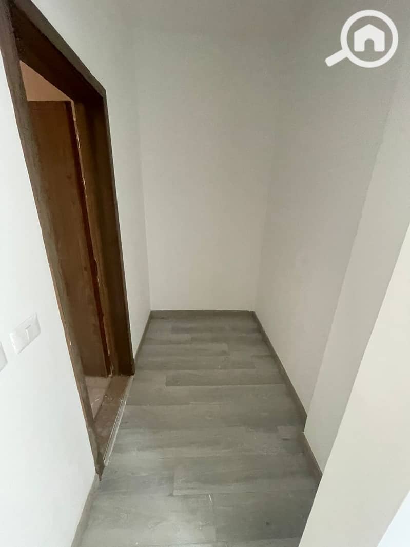 4 1000453719. jpg